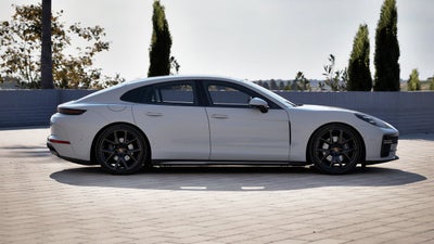 2027 Porsche Panamera Panamera