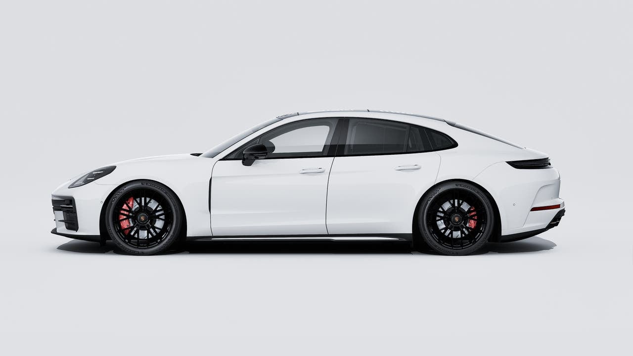 2027 Porsche Panamera Panamera GTS