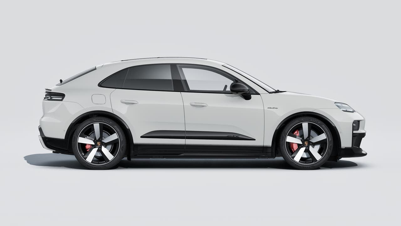 2026 Porsche Macan Macan GTS Electric