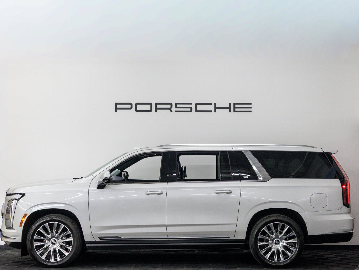 2025 Cadillac Escalade ESV Premium Luxury Platinum
