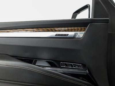 2025 Cadillac Escalade ESV Premium Luxury Platinum