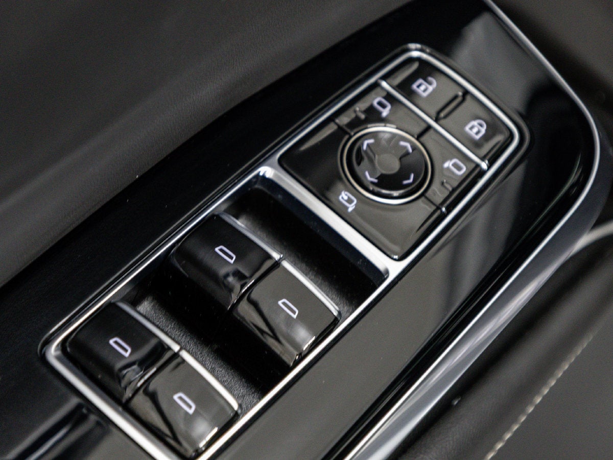 2025 Cadillac Escalade ESV Premium Luxury Platinum