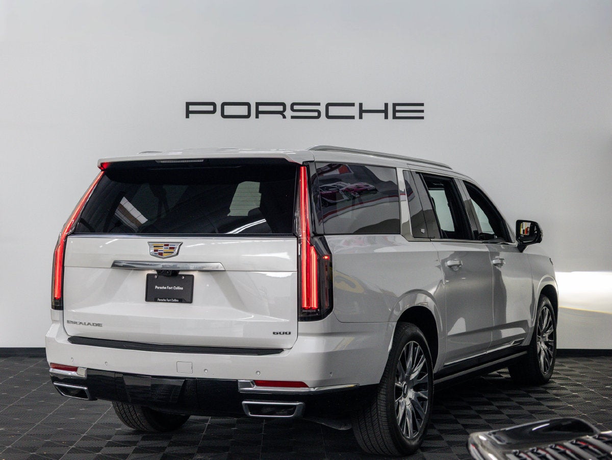 2025 Cadillac Escalade ESV Premium Luxury Platinum