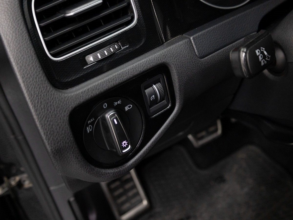 2016 Volkswagen Golf GTI S