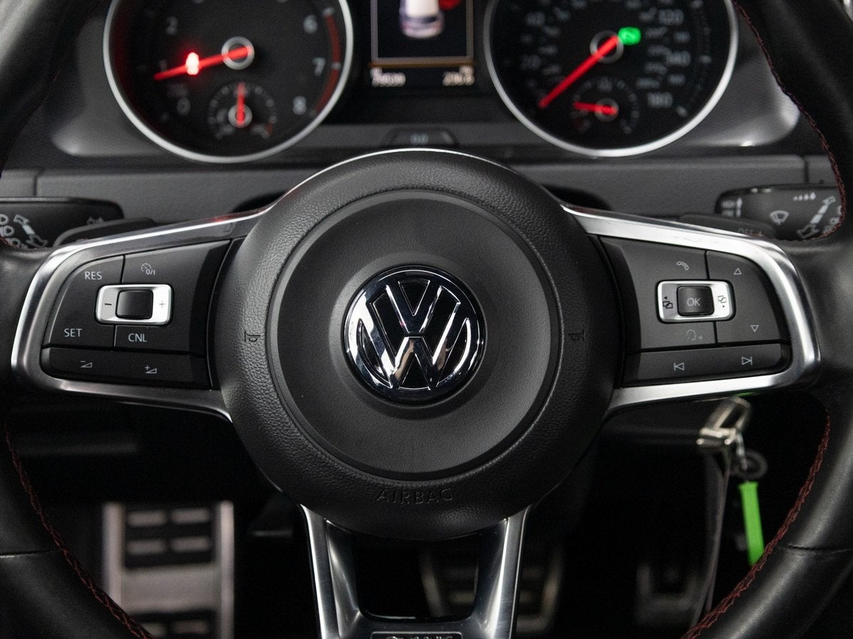 2016 Volkswagen Golf GTI S