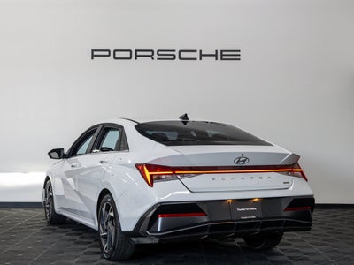 2025 Hyundai Elantra Hybrid Limited