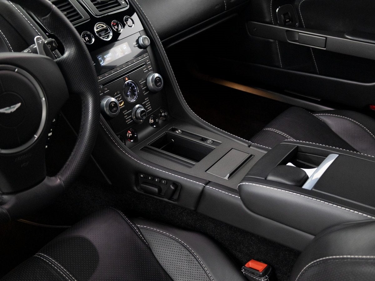 2014 Aston Martin V8 Vantage Base