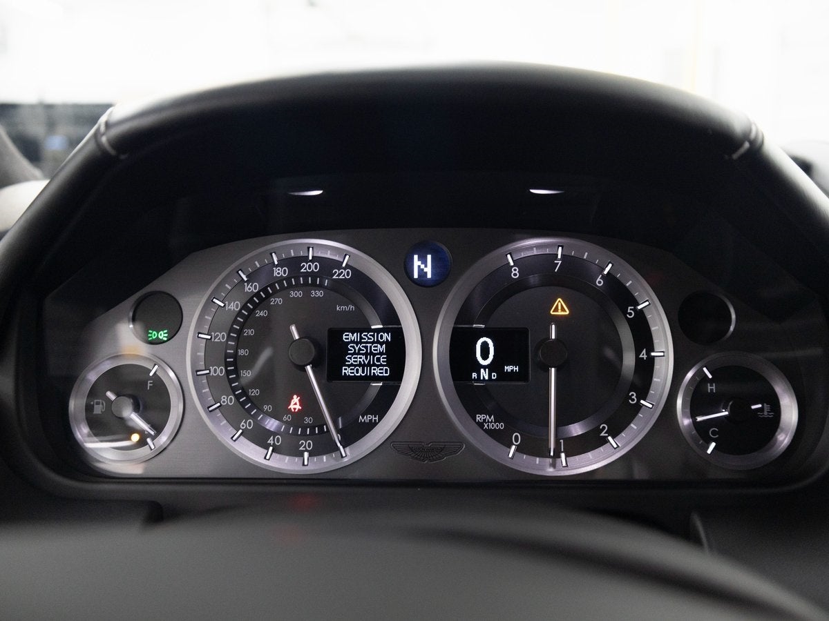 2014 Aston Martin V8 Vantage Base