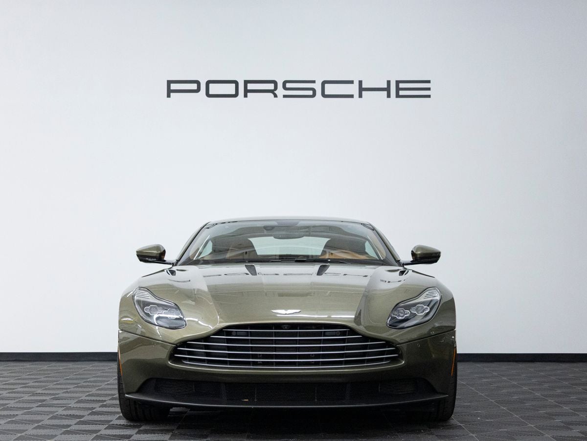 2017 Aston Martin DB11 Base