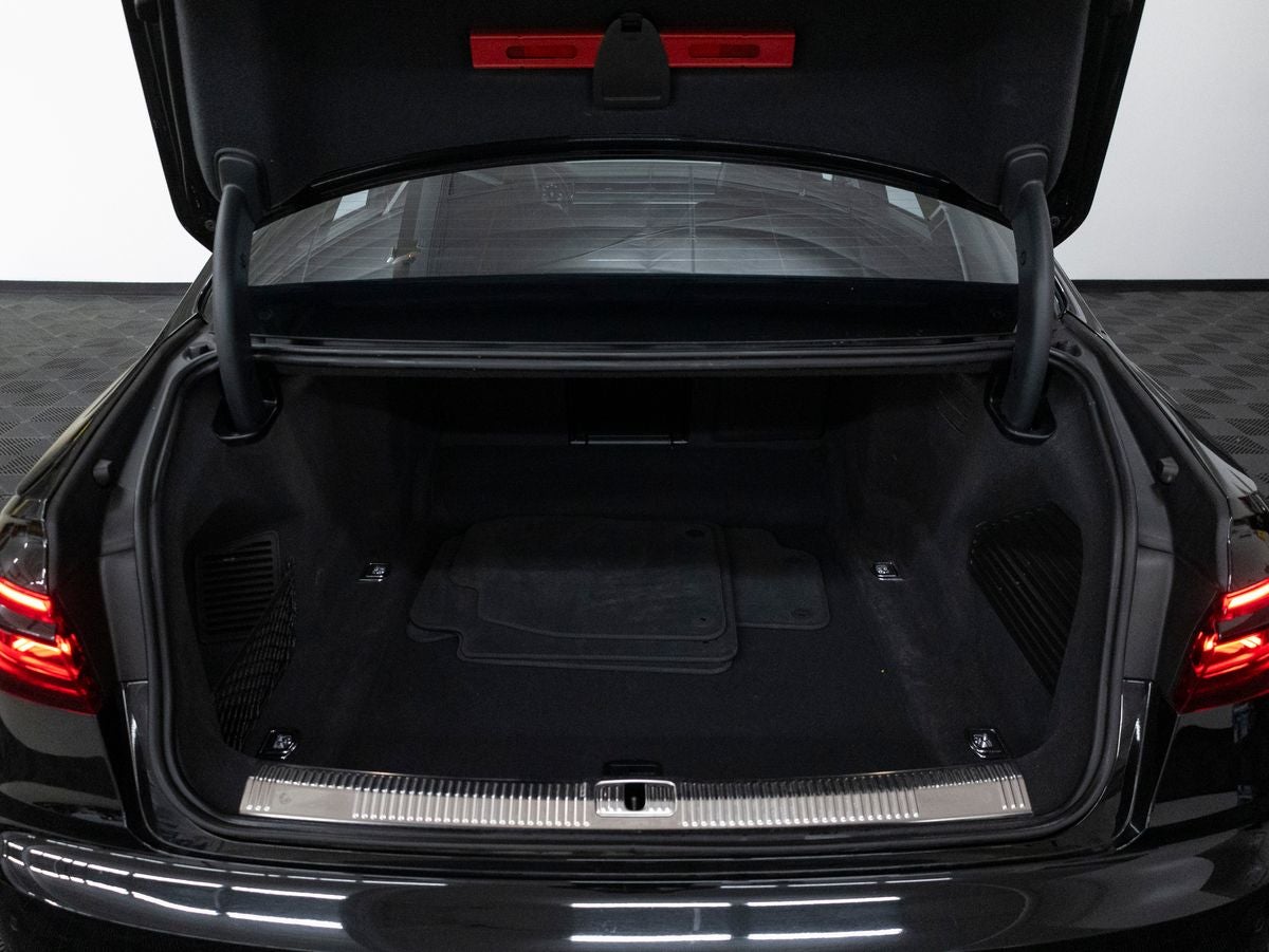 2023 Audi S8 4.0T quattro