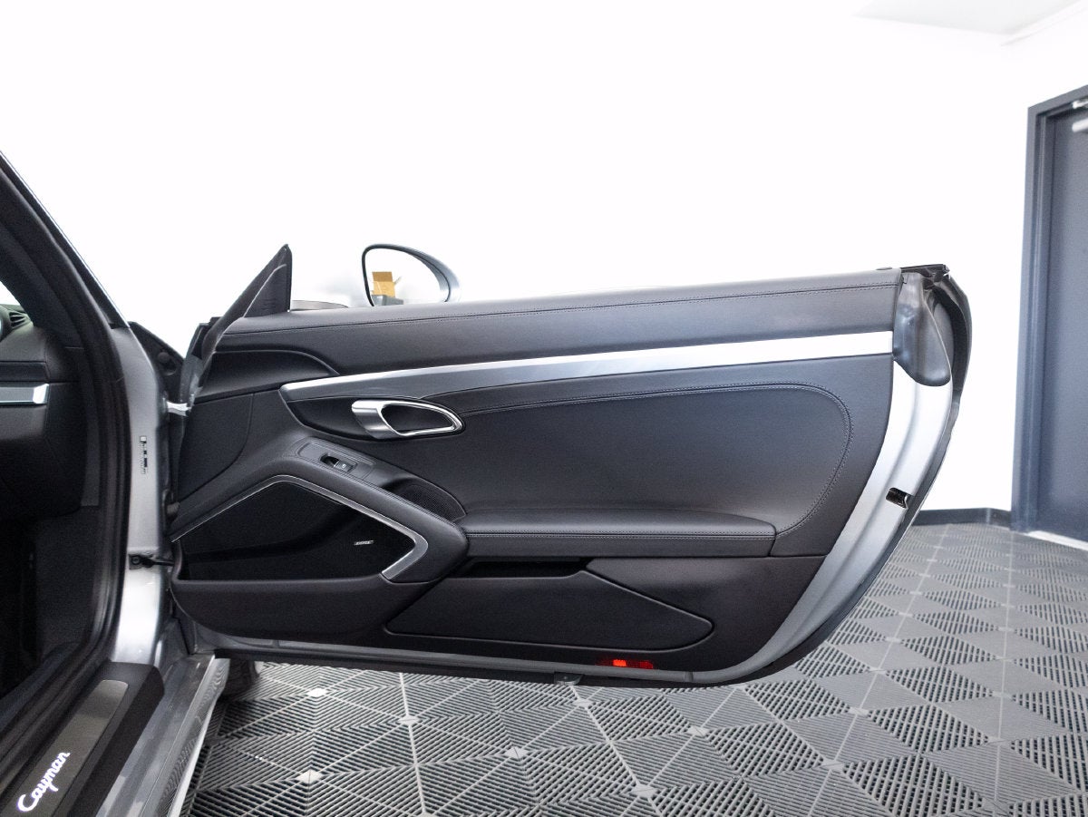 2024 Porsche 718 718 Cayman Style Edition