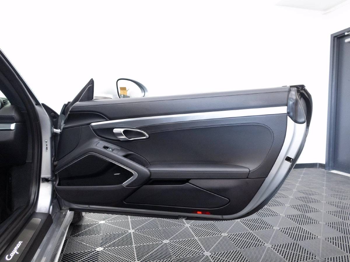 2024 Porsche 718 718 Cayman Style Edition