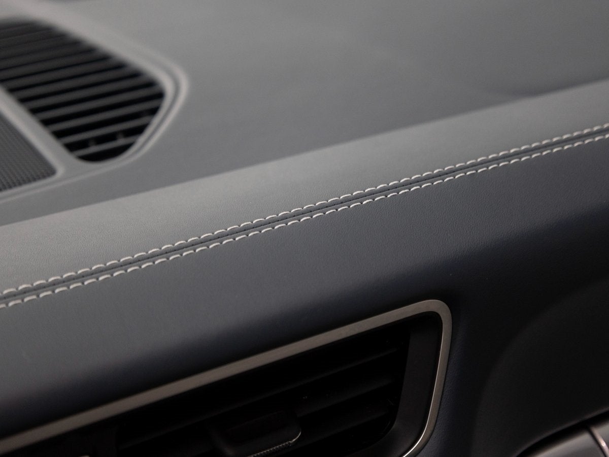 2018 Porsche 911 Carrera