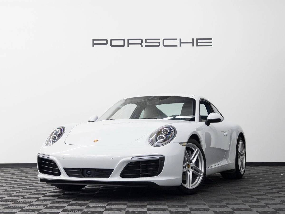 2018 Porsche 911 Carrera