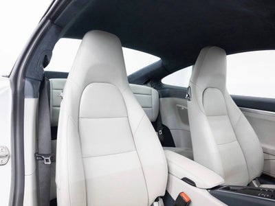 2018 Porsche 911 Carrera