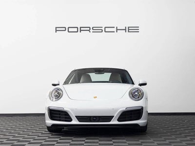 2018 Porsche 911 Carrera