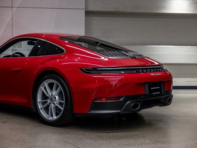 2025 Porsche 911 Carrera