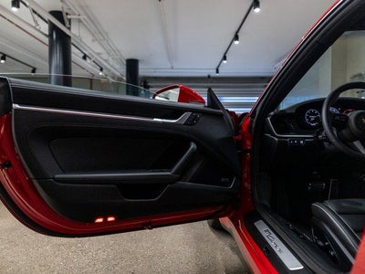 2025 Porsche 911 Carrera