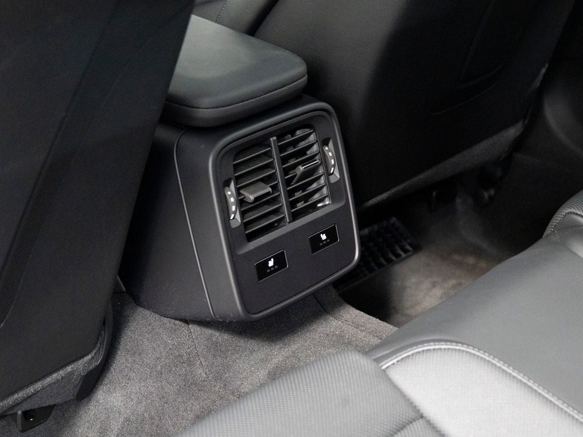 2025 Porsche Taycan Base