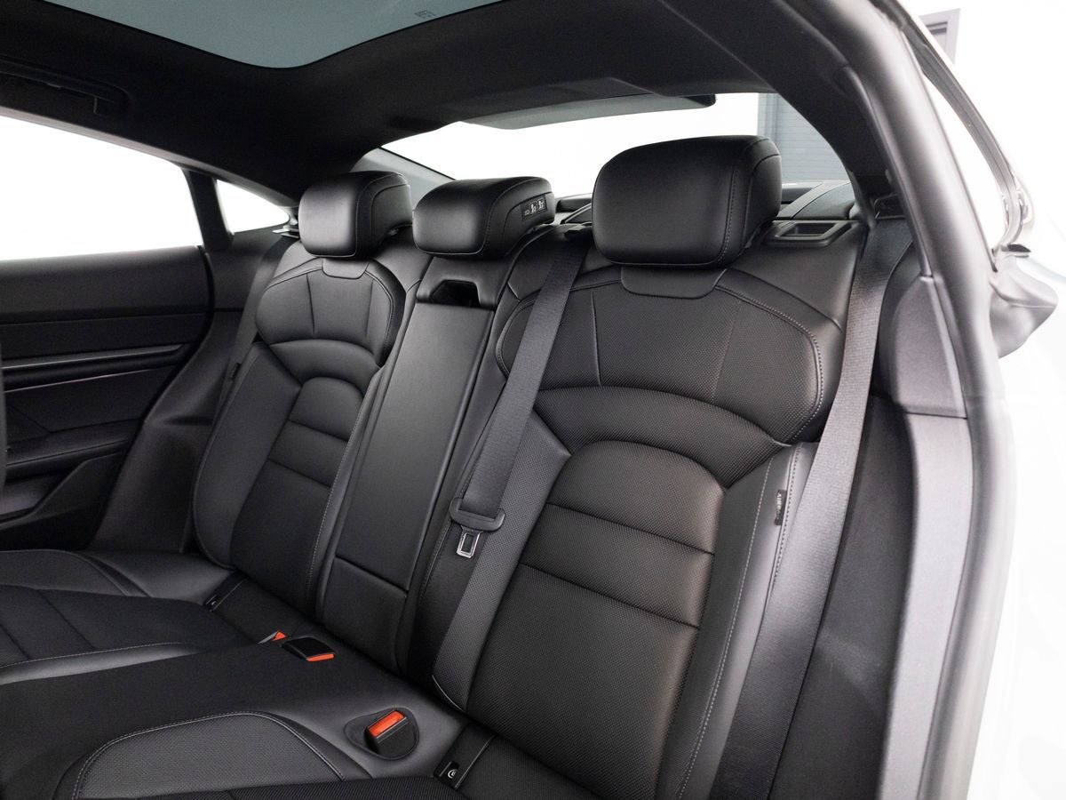 2025 Porsche Taycan Base