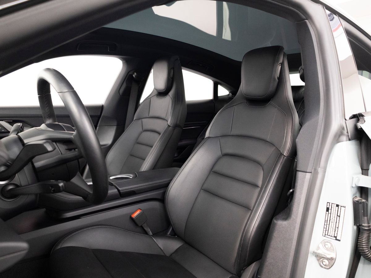 2025 Porsche Taycan Base