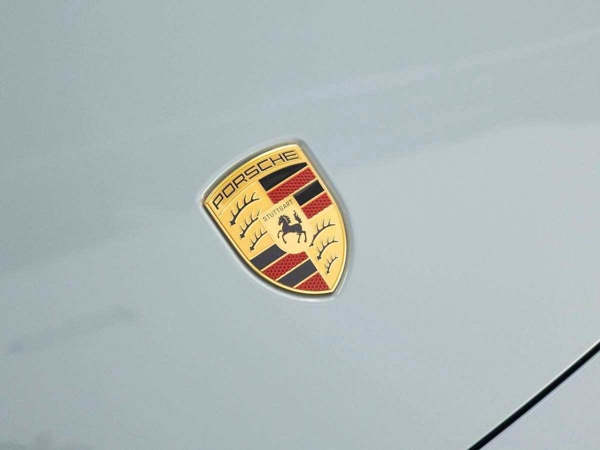 2025 Porsche Taycan Base