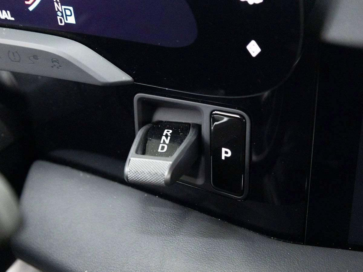 2025 Porsche Taycan Base