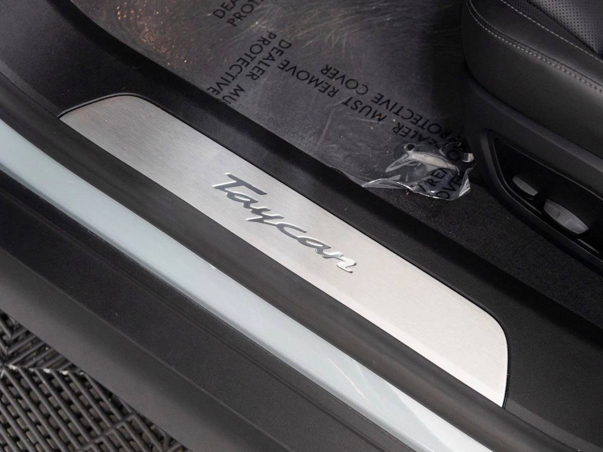 2025 Porsche Taycan Base