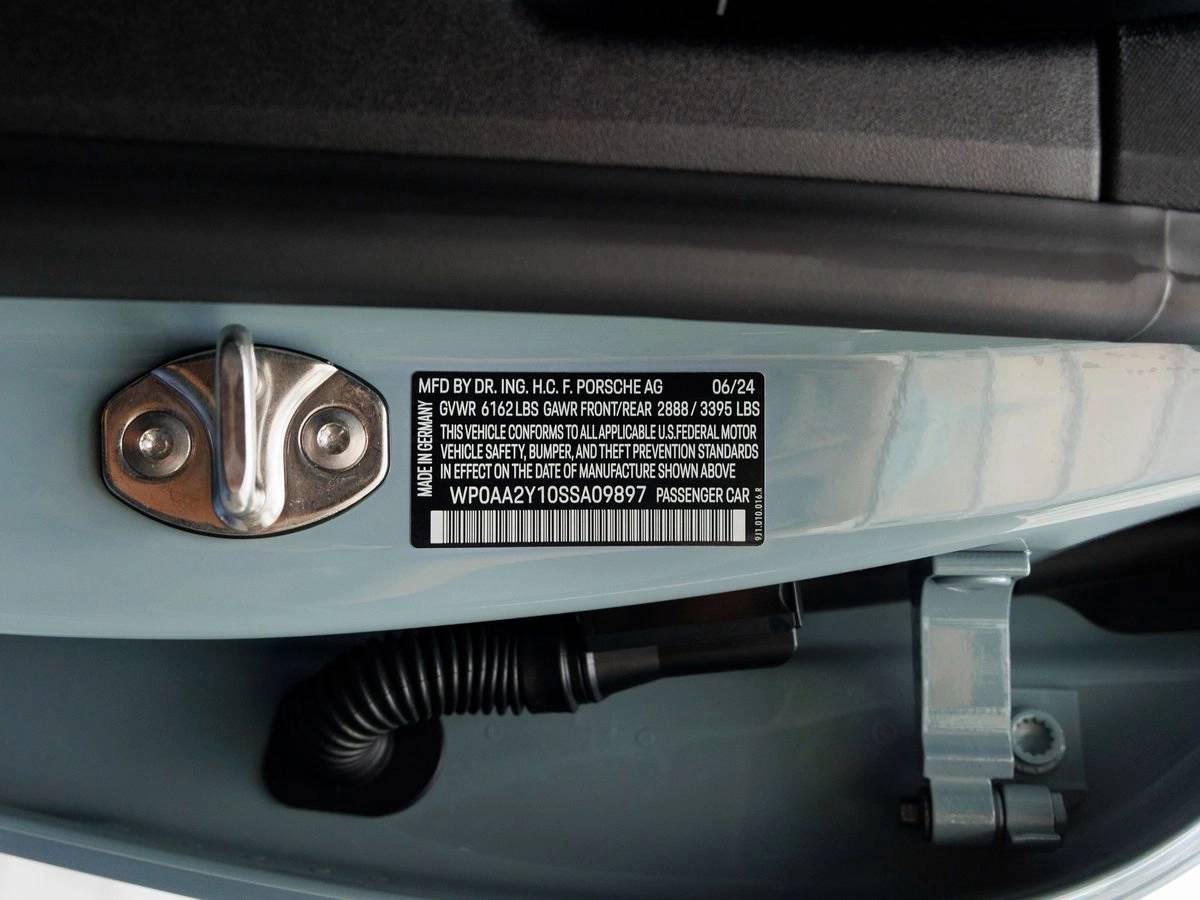 2025 Porsche Taycan Base