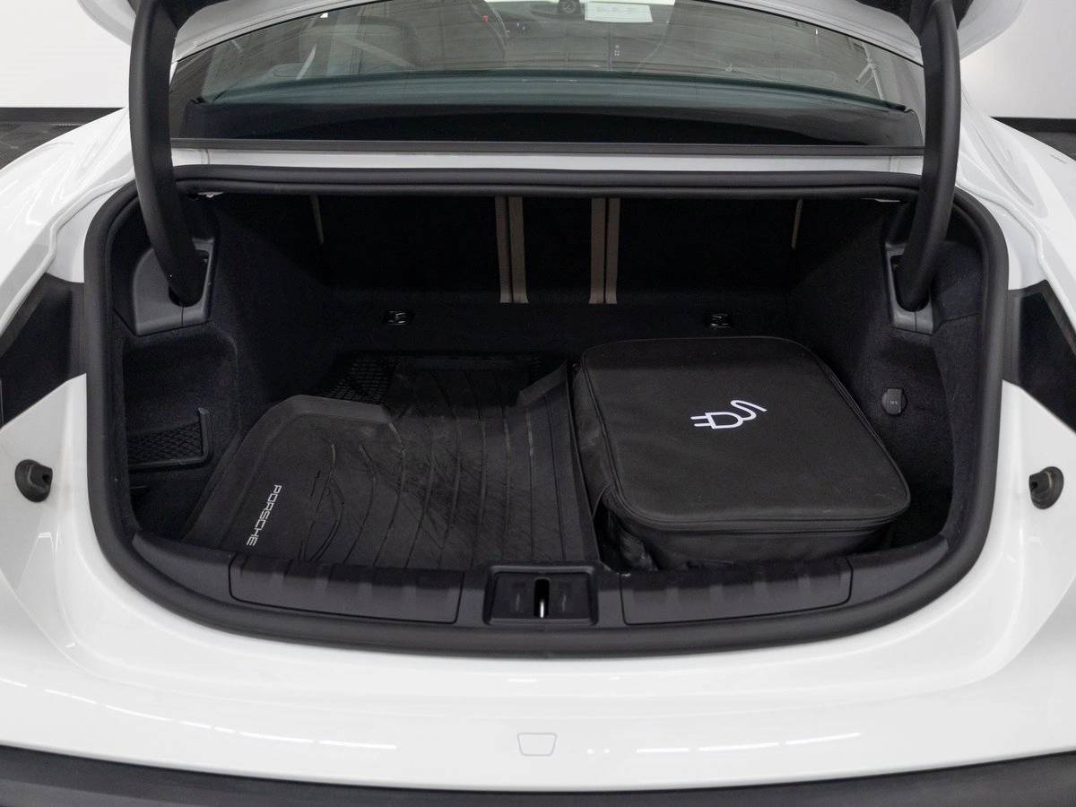 2023 Porsche Taycan Base