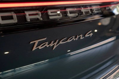 2025 Porsche Taycan 4