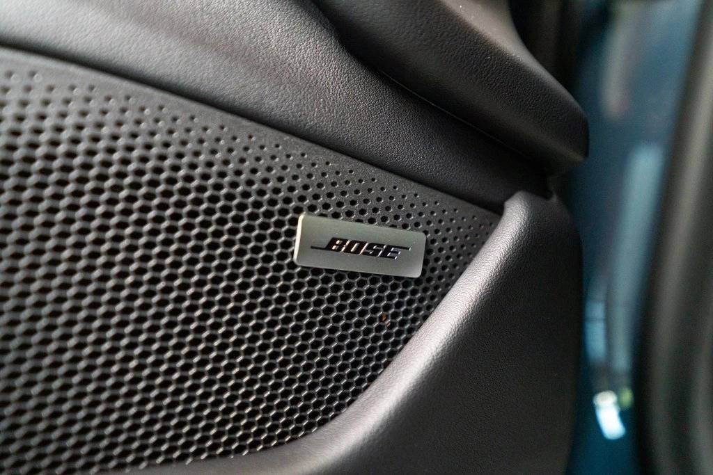 2025 Porsche Taycan 4