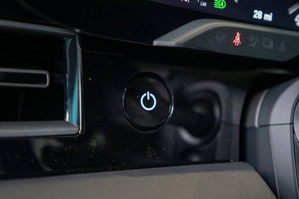 2025 Porsche Taycan 4