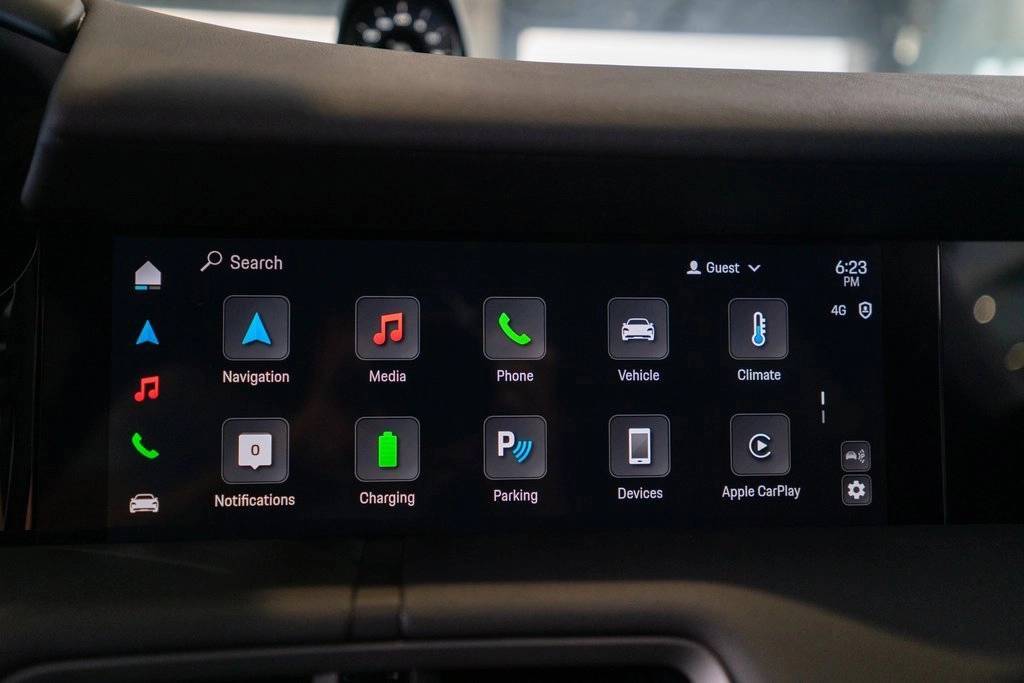 2025 Porsche Taycan 4