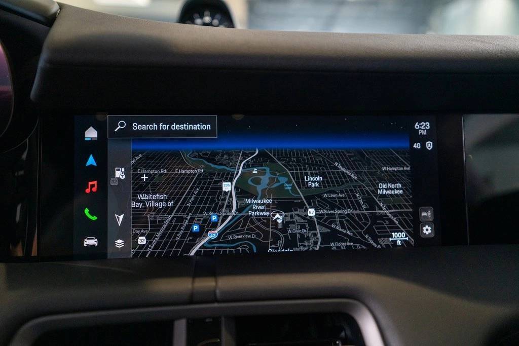 2025 Porsche Taycan 4