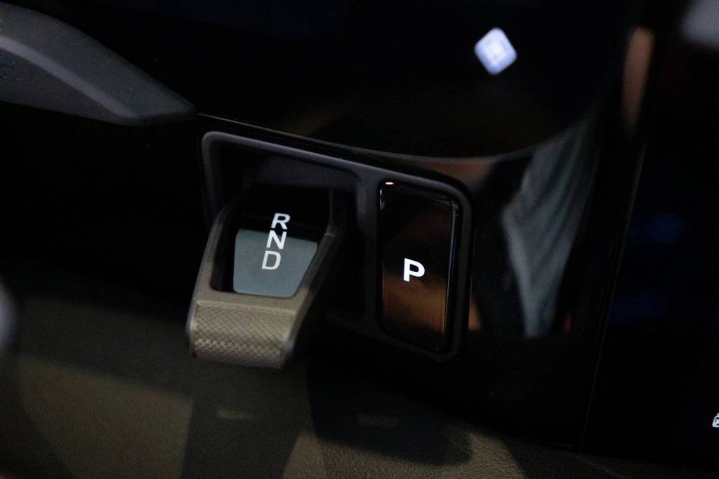 2025 Porsche Taycan 4