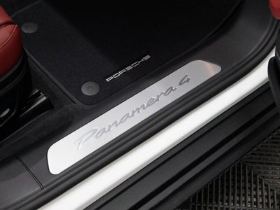 2026 Porsche Panamera 4