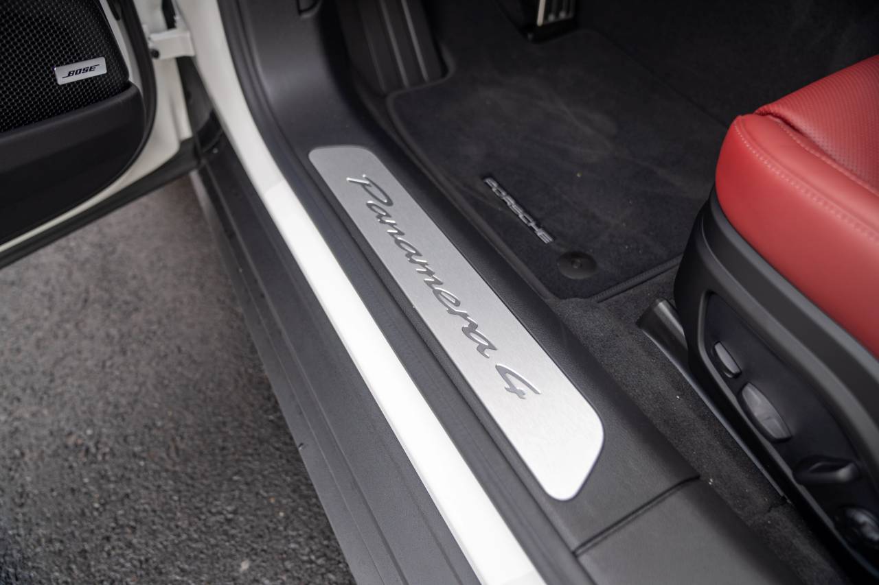 2026 Porsche Panamera 4