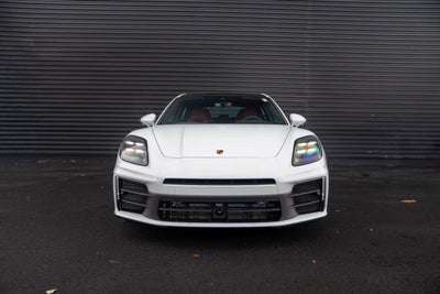 2026 Porsche Panamera 4