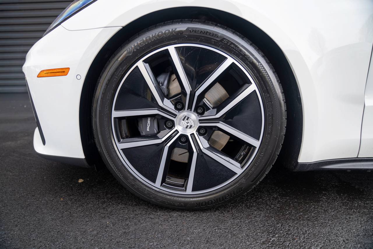 2026 Porsche Panamera 4