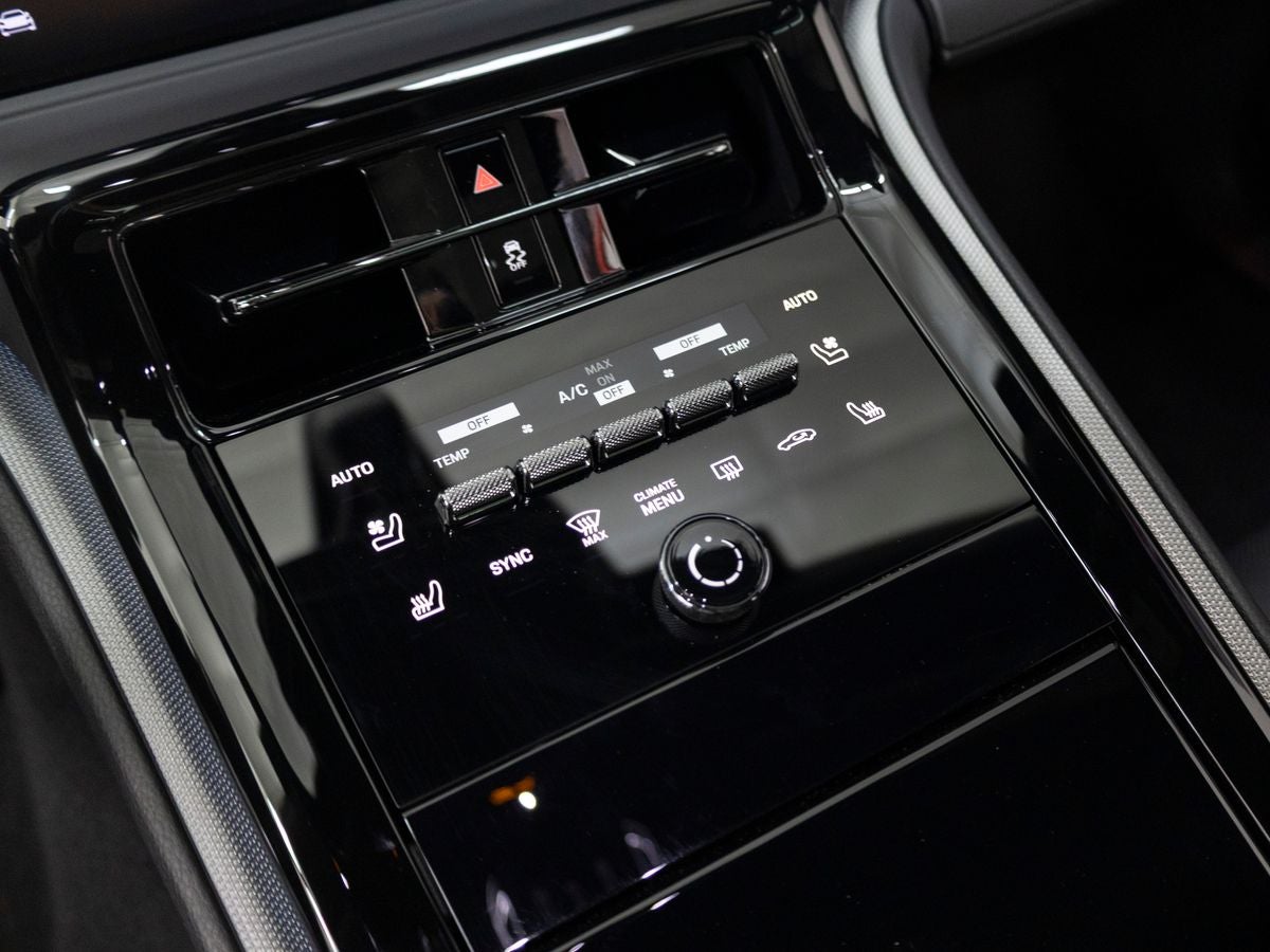 2025 Porsche Panamera 4