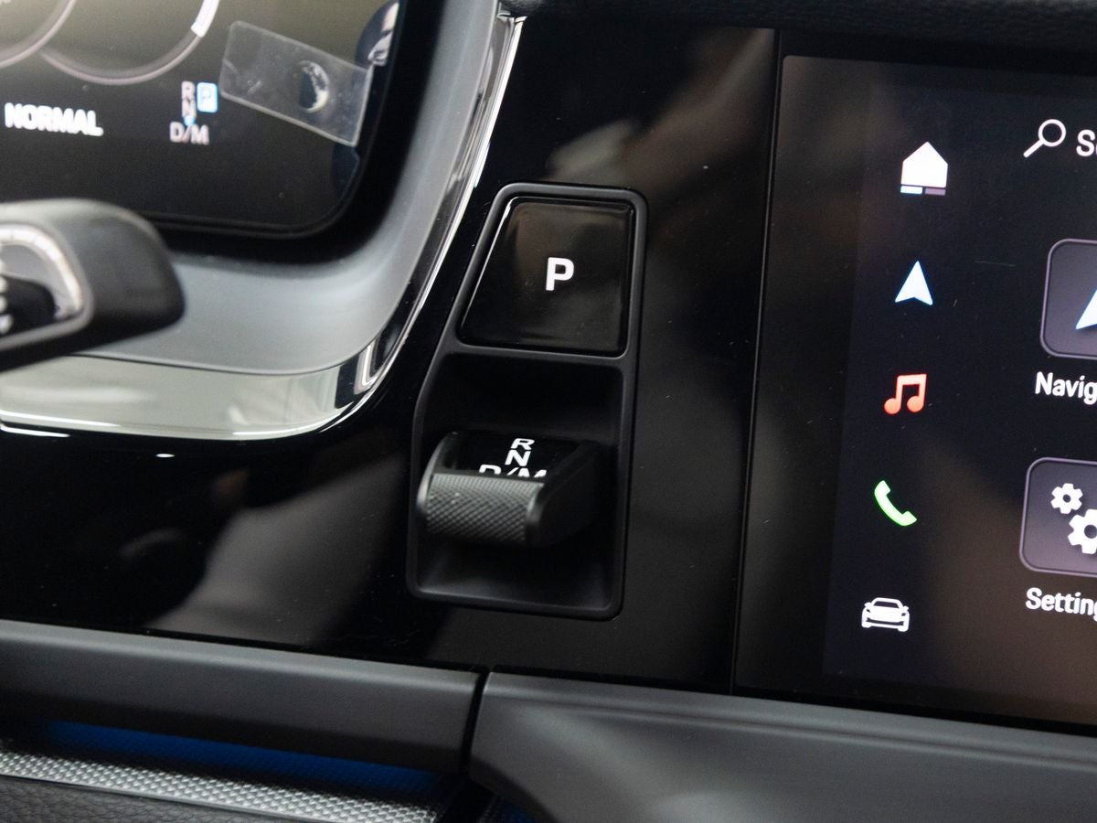 2025 Porsche Panamera 4