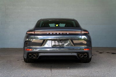 2025 Porsche Panamera 4