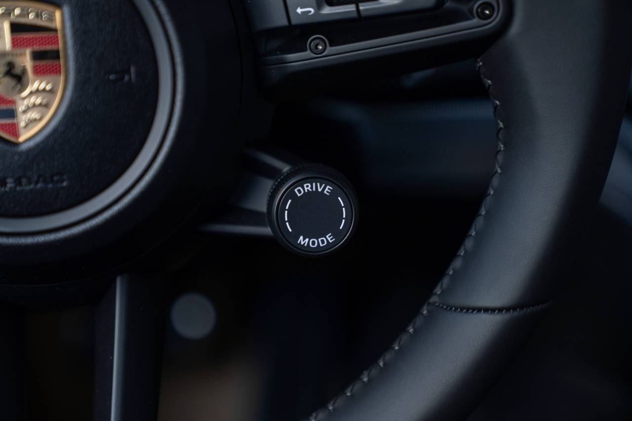 2025 Porsche Panamera 4