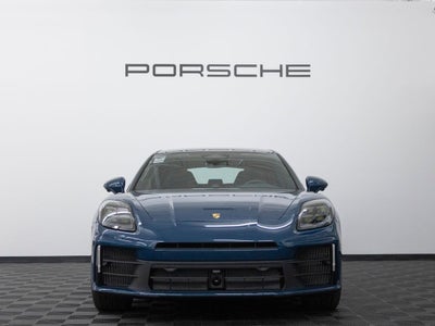2026 Porsche Panamera 4
