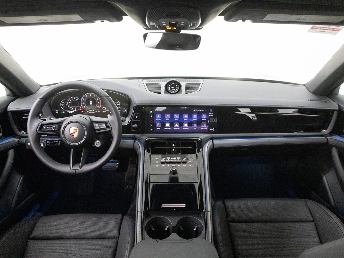 2026 Porsche Panamera 4