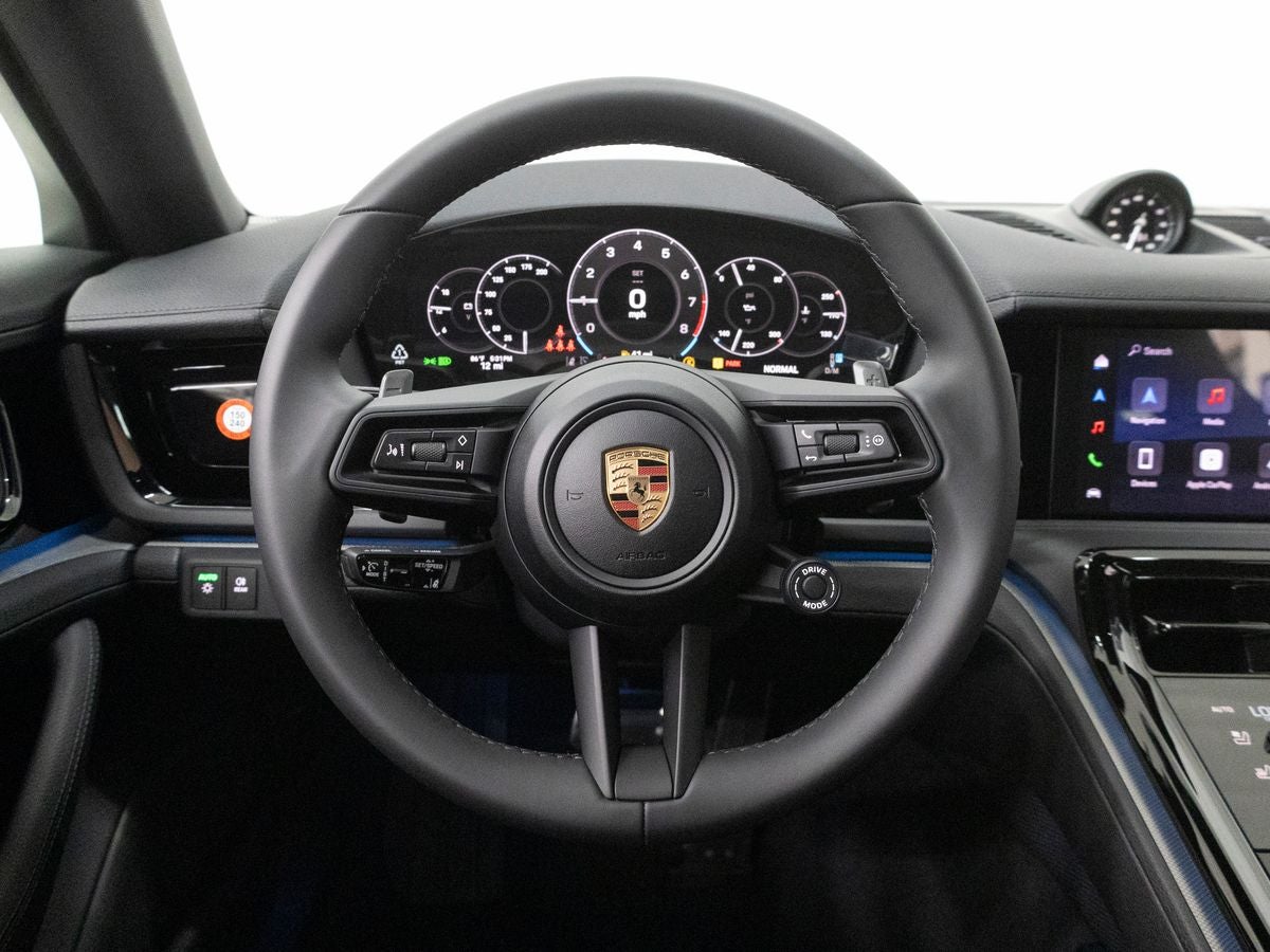 2026 Porsche Panamera 4