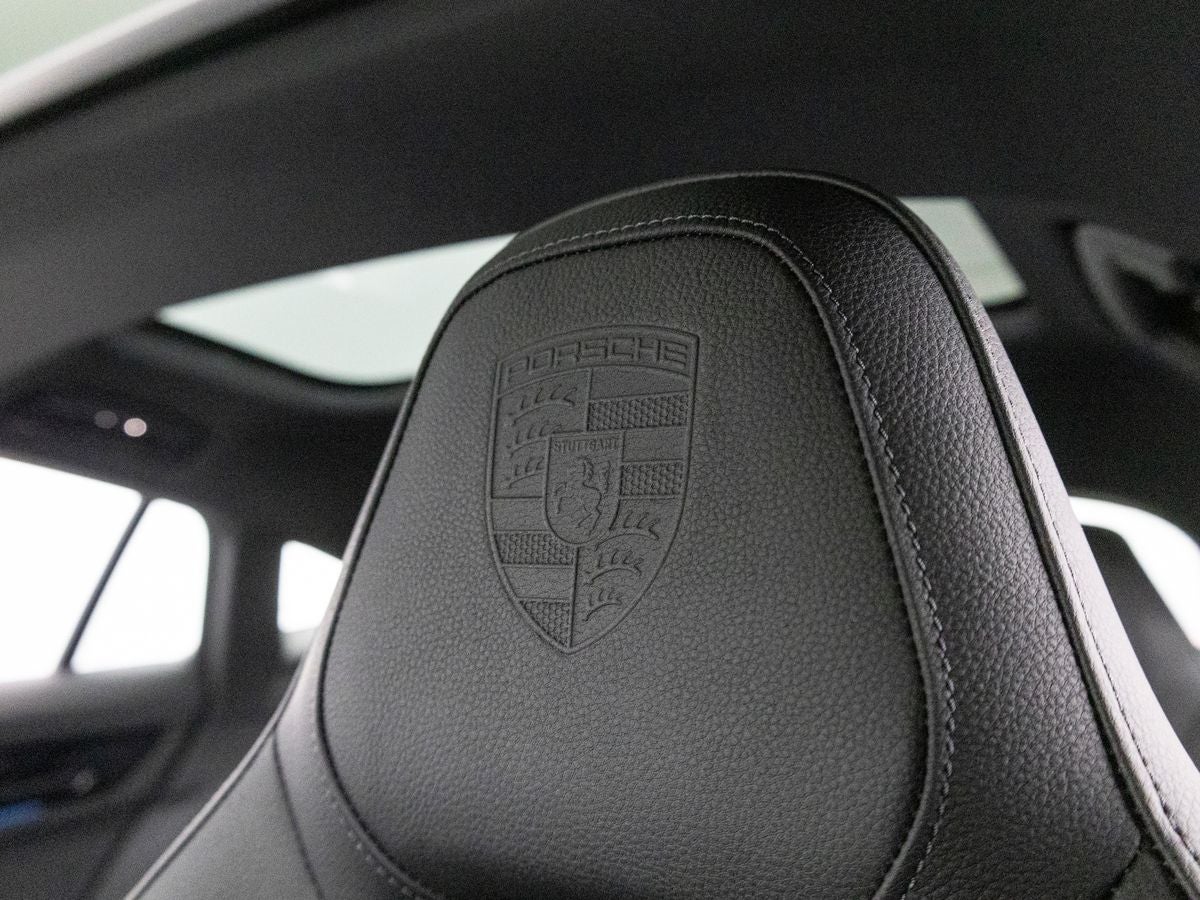 2026 Porsche Panamera 4