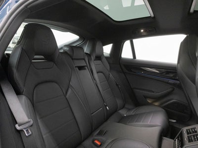 2026 Porsche Panamera 4