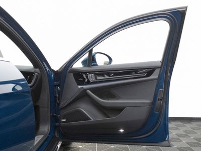 2026 Porsche Panamera 4